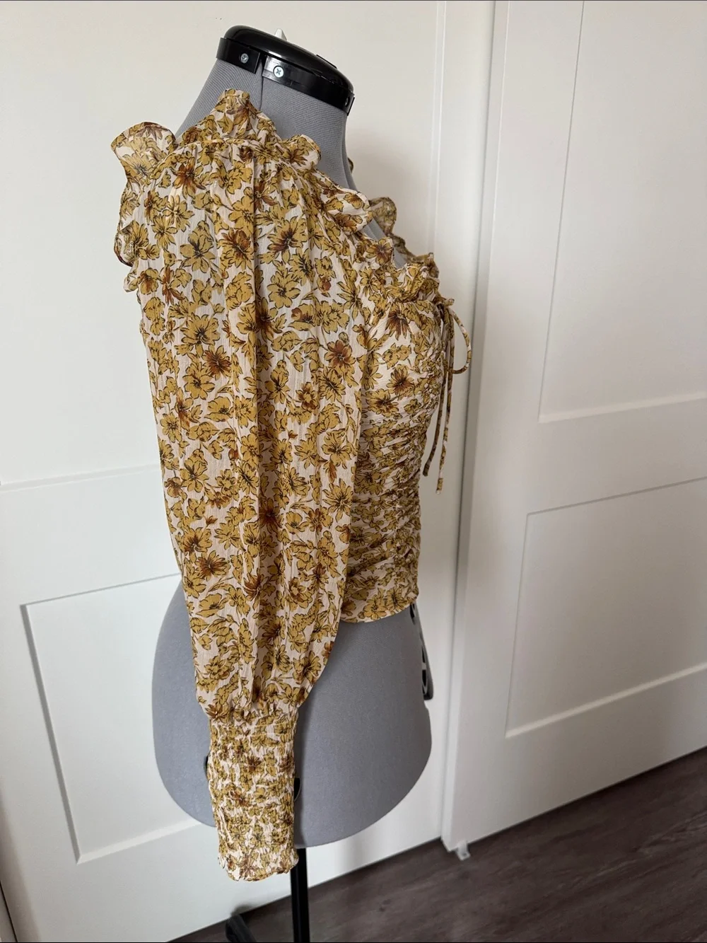 ASTR Floral Ruffle Tie-Front Blouse - Picture 4 of 8